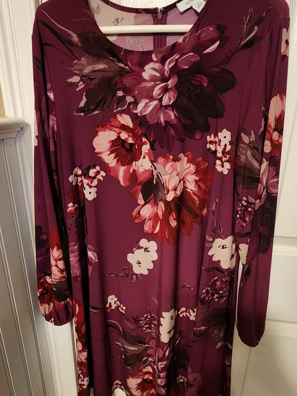 Nine West Size 14 Above The Knee Dress With Semi Sheer Sleeves